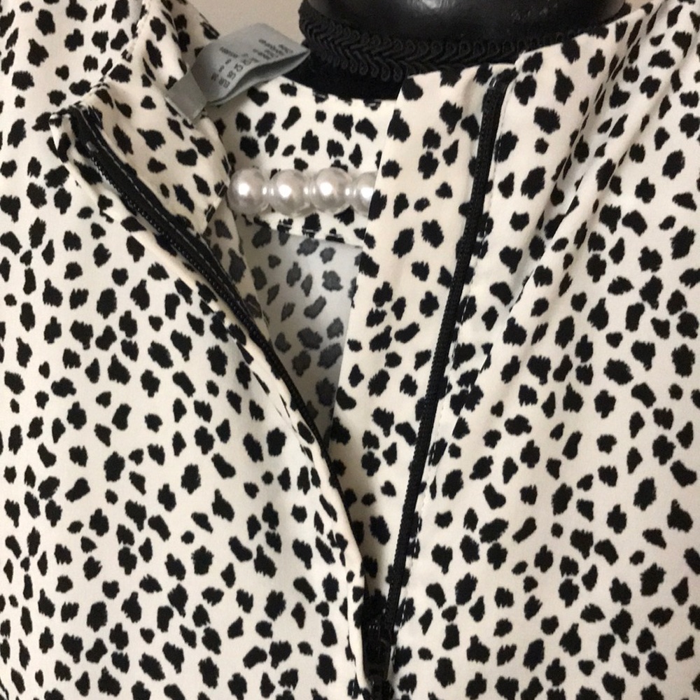 Dress - Picture 5 of 6
